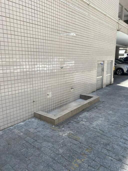 Recem Reformado Com Dois Com Ar Condicionado Santos (Sao Paulo)